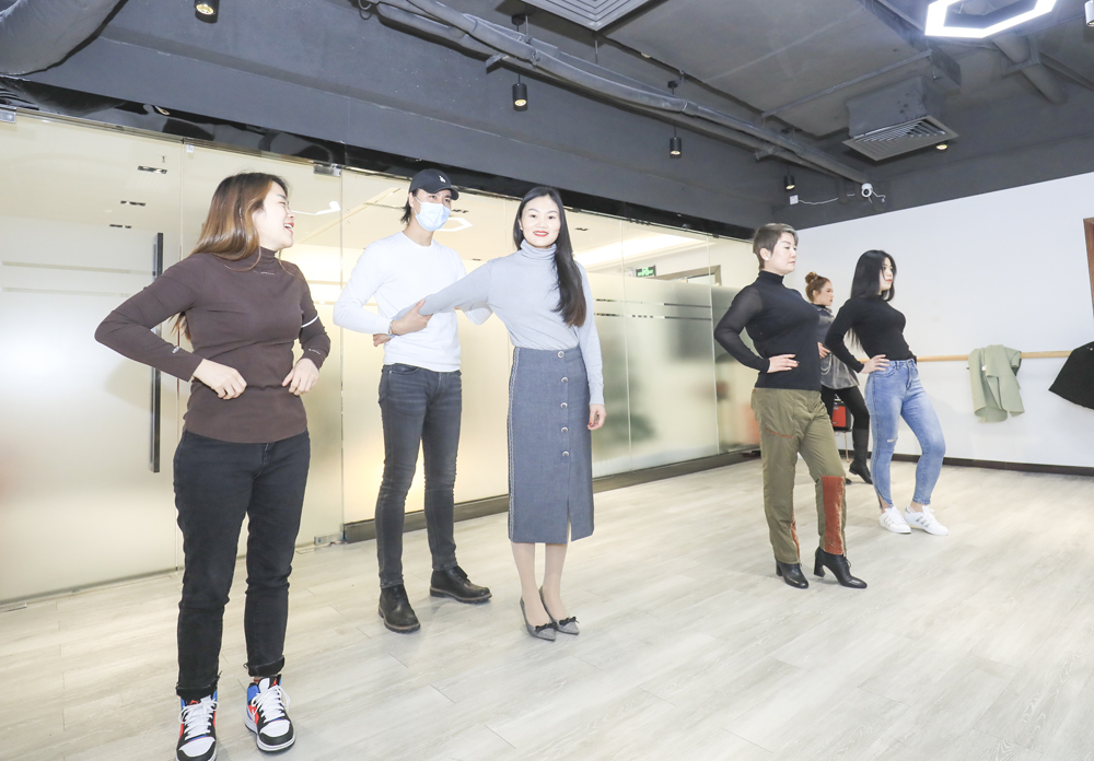 深圳形体礼仪培训